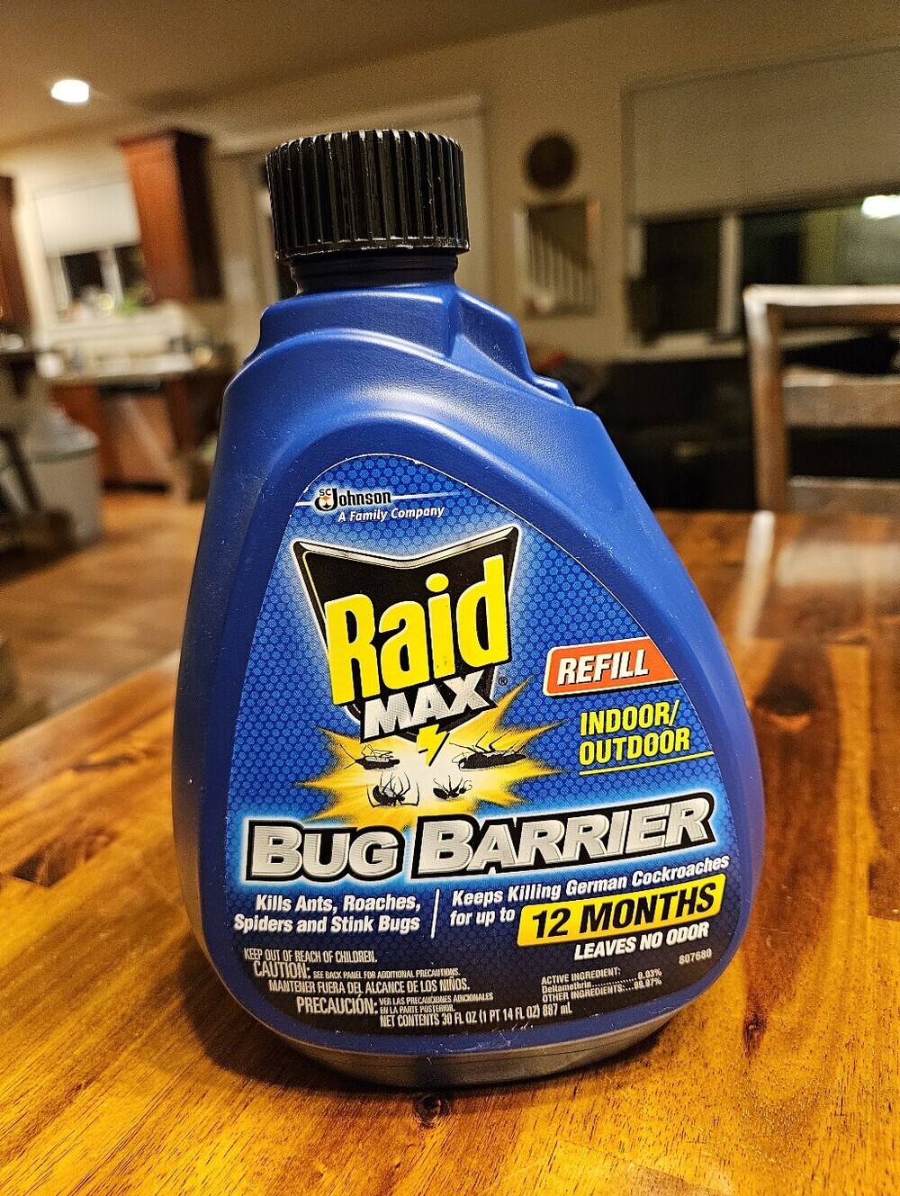 NEW Raid Max Bug Barrier Indoor/Outdoor Refill 30oz Blue Bottle RARE Discontinue